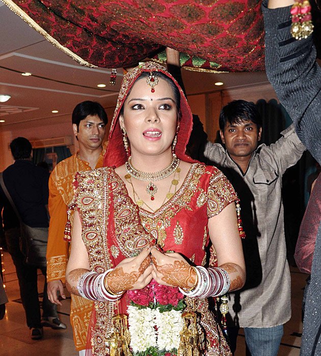 Five Indian Celebrity Weddings Of 2013 That Left Us Spellbound India S Wedding Blog