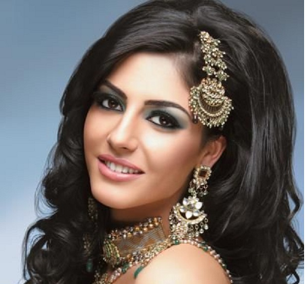 Modern Indian wedding hairstyles with hair accessories