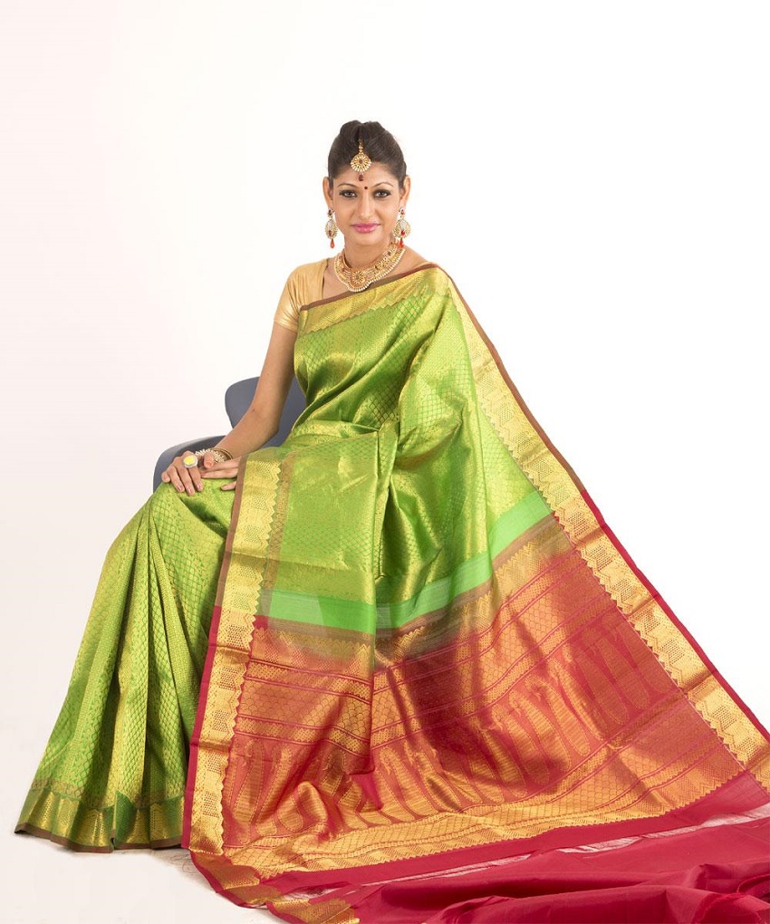 handloom saris for weddings in India