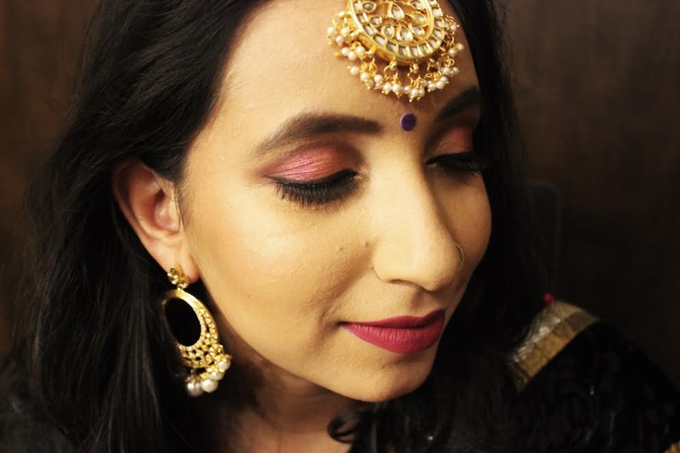 Get The Look: Mehendi/Sangeet Night Makeup Photo Tutorial By Kiran Sawhney  – India's Wedding Blog