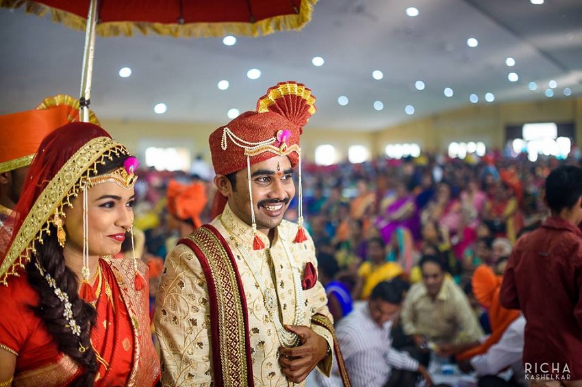 Marathi bride and groom Aniket Kanade wedding photography