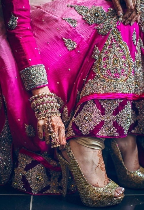 Indian Bridal Wedding Shoes Kalire Jewelry Stock Photo 1512633215 |  Shutterstock