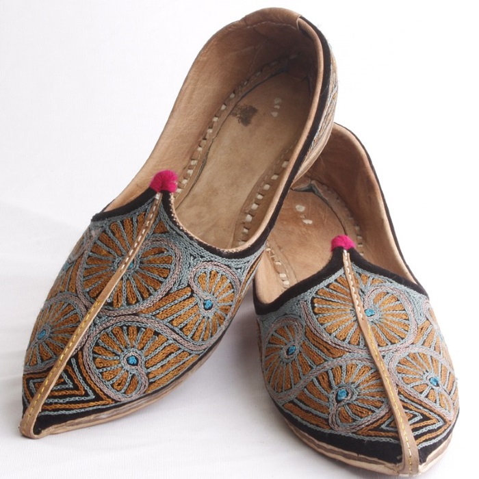 indian groom footwear