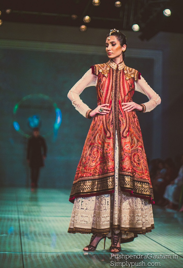 Tarun Tahiliani at the India Bridal Fashion Week 2014