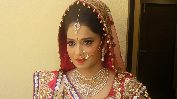 beautiful Indian wedding day makeup