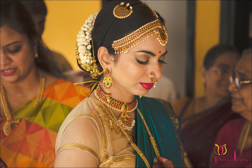 Kanchivaram sari-fusion Marwari Tamil destination wedding in Goa Photoalchemy team